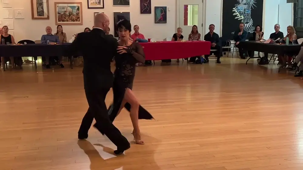 Video thumbnail for Orlando Reyes & Adriana Salgado