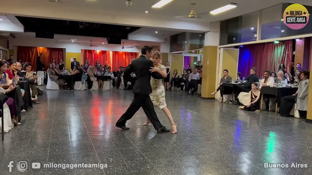 Video thumbnail for German Ballejo y Magdalena Gutierrez - Milonga Gente Amiga - 30/OCT/2022 (3/3)