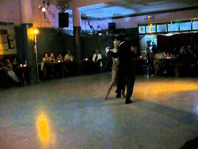 Video thumbnail for Cristhian Sosa y Marial Noel Sciuto en Soho Tango 2