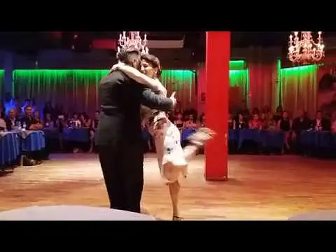 Video thumbnail for Andres Laza Moreno y Eladia Cordoba 3/4 - Milonga de los Domingos