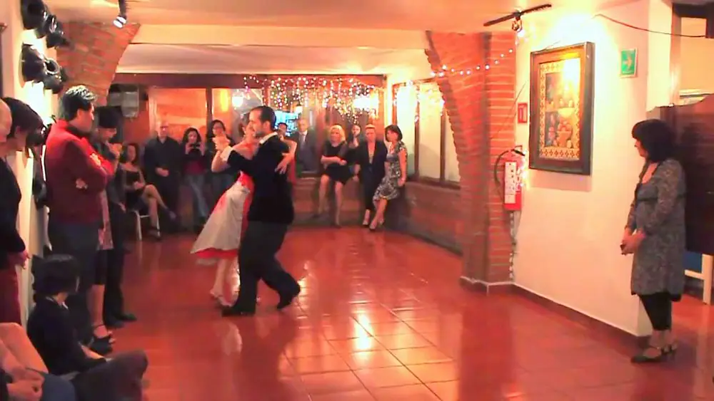 Video thumbnail for Facundo Piñero y Vanesa Villalba - No hay tierra como la mía, milonga