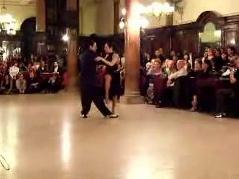 Video thumbnail for Milonga at Confiteria La Ideal: Gonzalo Robinson y Alejandra