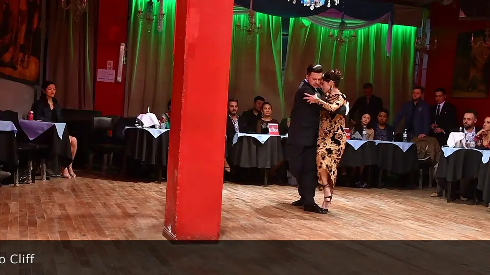 Video thumbnail for Ruslan Takhirov y Natalia Atepaeva en Porteño y Bailarin -1
