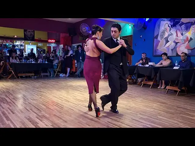 Video thumbnail for Federico Naveira y Sabrina Masso 4/4 Mucho Tango Gala
