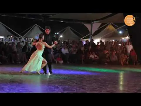 Video thumbnail for Alejandra Hobert & Adrian Veredice - Catania Tango festival 2016
