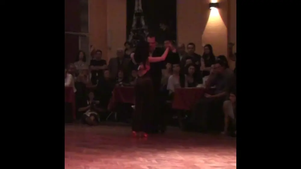 Video thumbnail for Gabriela Amalfitani & Pancho Martinez Pey - La Tupungatina #TangoMoment