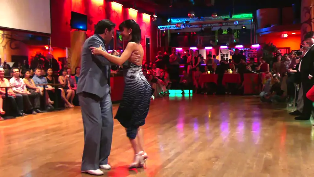 Video thumbnail for Pablo Inza & Sofia Saborido  @ Milonga @ Alberto's 2017 May 21 Milonga Demo 3/3