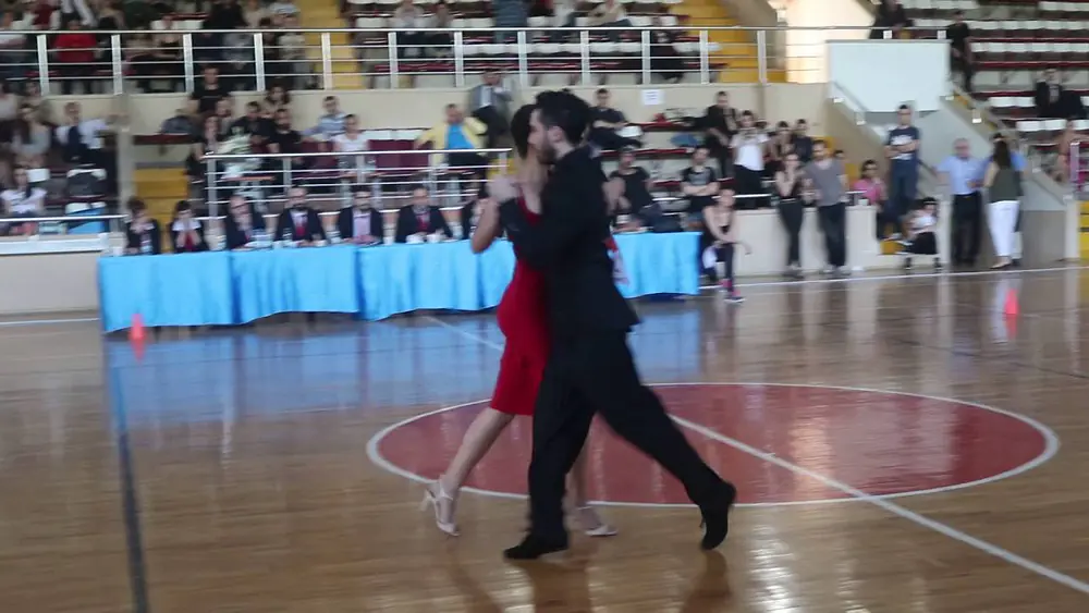 Video thumbnail for RECEP BAŞYURT & ZEYNEP ÖZBARLAS - TDSF 2016 FİNAL DANSI