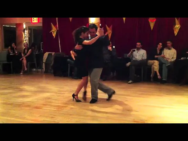 Video thumbnail for Ana padron and Diego Blanco Dancing at Tango lounge 2011 - Large.m4v