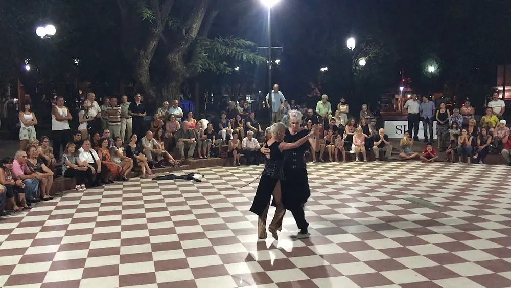 Video thumbnail for Milonga en la plaza de Martinez show de Juampi Ramirez y daniel Arroyo