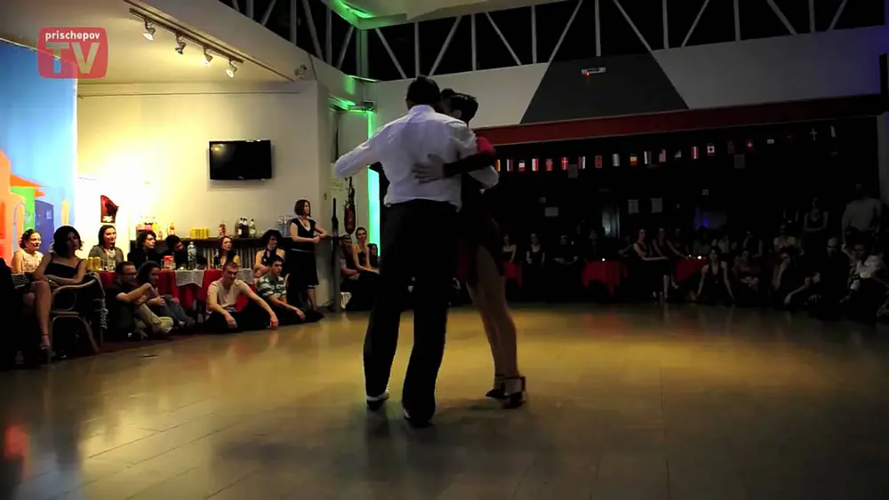 Video thumbnail for Pablito Greco y Calliope Peratinou, Belgrade Tango Encuentro 2011 (1:1)