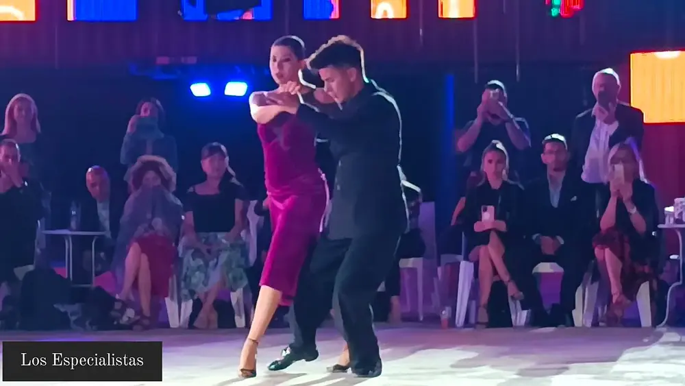 Video thumbnail for Roxana Suarez y Sebastian Achaval @ Tango Meeting Caserta_Vulcano Buono_17th June 2023