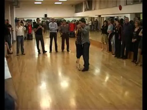 Video thumbnail for Gustavo Rosas y Gisela Natoli.Tango Argentino.Demo Clases en Catania 2009.