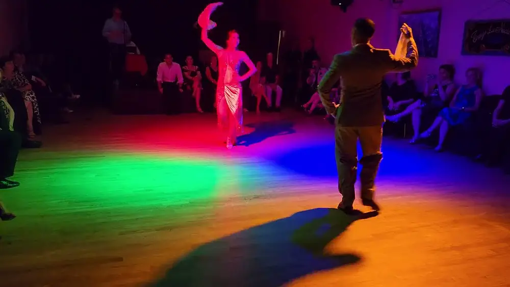 Video thumbnail for Argentine folkloric dance - Zamba: Yesica Esquivel & Ariel Leguizamon - La compañera