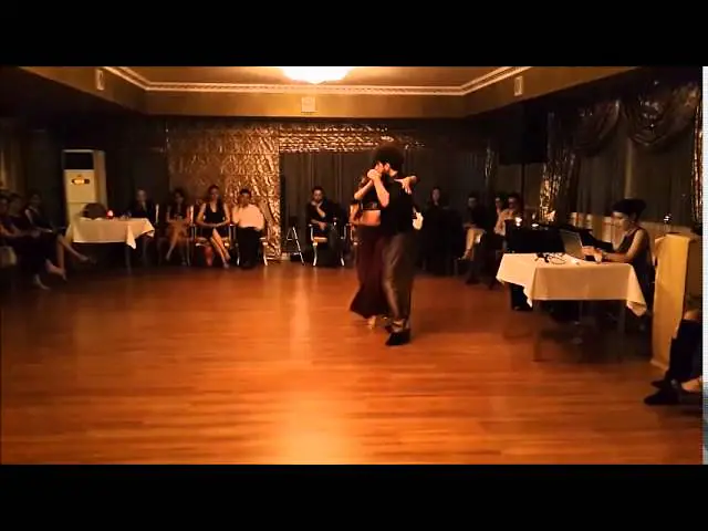 Video thumbnail for Ceren Öztunç&Serdar Ömer Milonga Real 1-3 OsvaldoFresedo Buscandote(Improvisation)