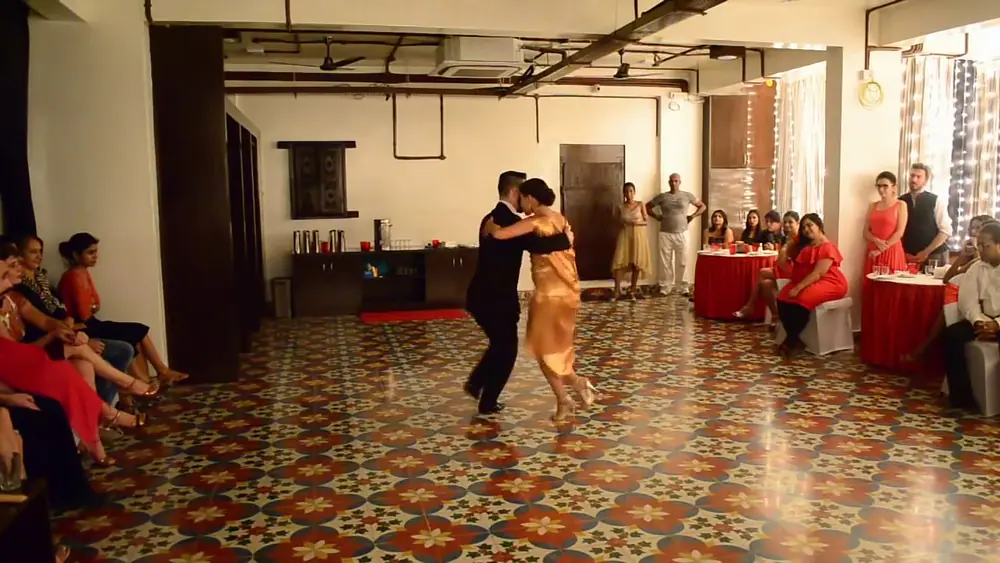 Video thumbnail for Javier Rodriguez and Fatima Vitale in India (3/4) - Bangalore Tango Academy 01.10.2016