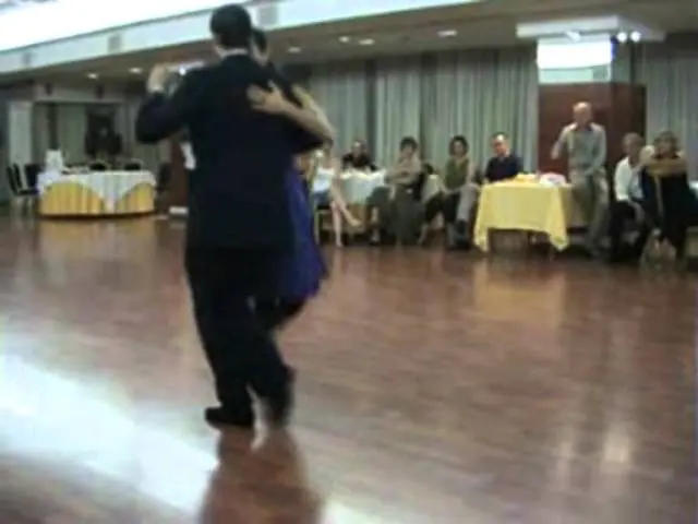 Video thumbnail for VII Encuentro de Aficionados al Tango 2009 Virginia Gomez y Christian Marquez 4/7