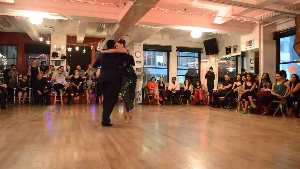 Video thumbnail for Leonardo Sardella & Maria Blanco at La Romeria Milonga, Tango x3 Video #4