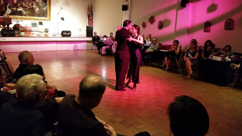 Video thumbnail for Argentine tango: Florencia Borgnia & Marcos Pereira - Tu Angustia Y Mi Dolor