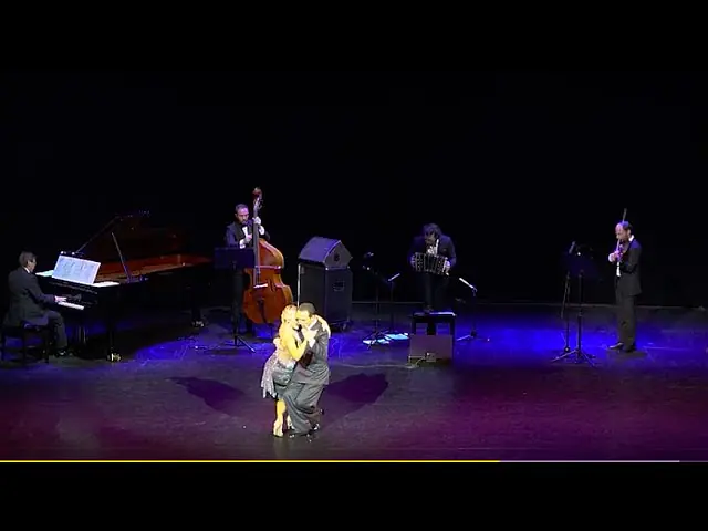 Video thumbnail for "Loca" Solo Tango Orquesta, Michael Efimov & Daria Pechatnikova