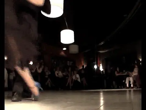 Video thumbnail for Ernesto y Stella Baez bailan en la milonga de Ana y Luis 2