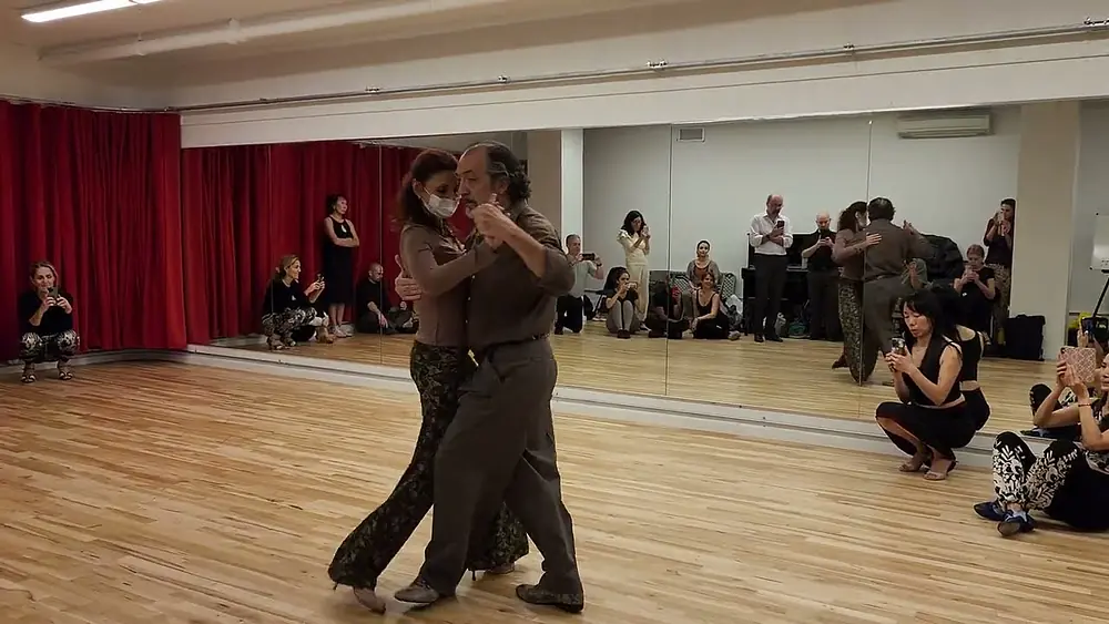 Video thumbnail for Argentine Tango Workshop: Gustavo Naveira & Giselle Anne - BoleosTechnique; Bar Exposicion