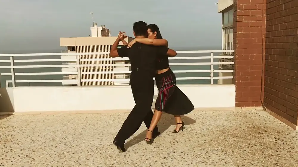 Video thumbnail for Musicality demo #tango #milonga #vals Georgina Vargas Oscar Mandagaran
