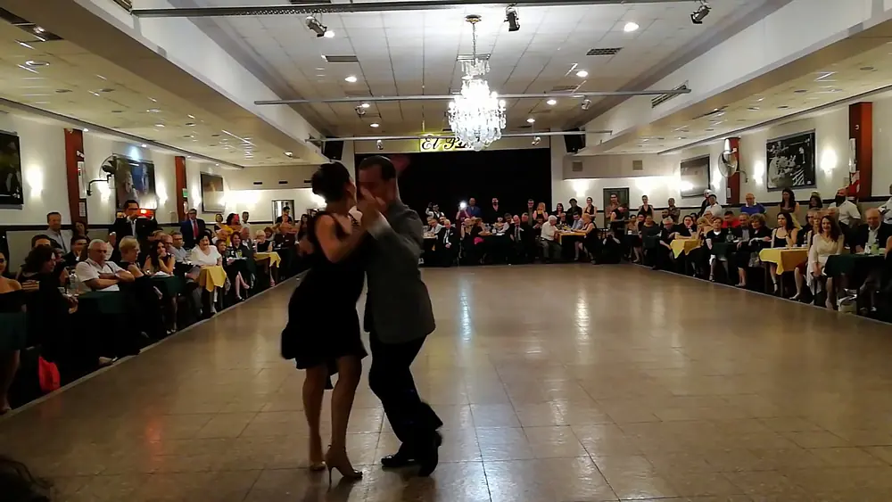 Video thumbnail for Facundo Piñero & Vanesa Villalba - "El látigo"