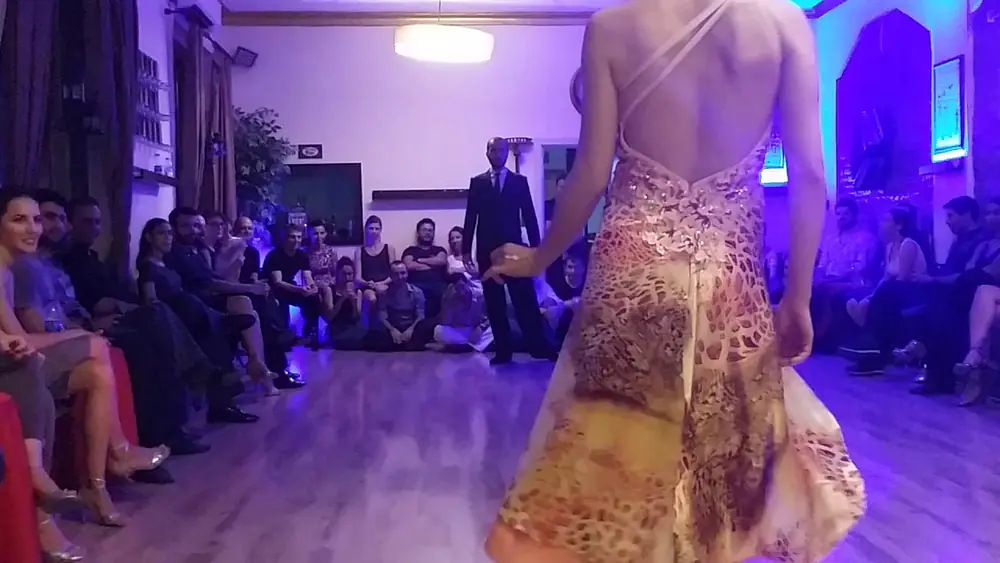 Video thumbnail for Gözde Nur Yüceer & Kadir Yüceer - 1 - Para Bailar