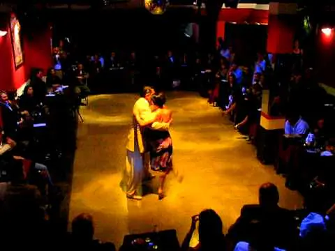 Video thumbnail for Paulina Cazabon y Jose Luis Gonzalez en Porteño y bailarin 1