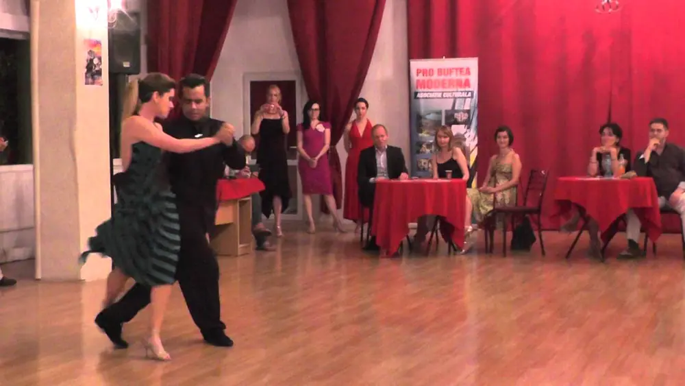 Video thumbnail for Carolina Bonaventura y Martin Ojeda  - TANGO Bucharest Days -  Show 2015 2/4