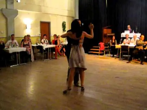 Video thumbnail for Katalin Czidor och Tihamer Bogdan på milonga hos Tango Divino  i Örebro 110416 - tango