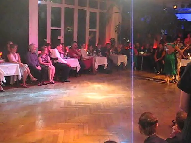 Video thumbnail for sebastian achaval y roxana suarez tango loft stuttgart (part 4/4)