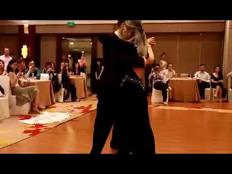 Video thumbnail for Nicolas Marini y Vivian Yeh - 1st Sanya Tango Festival and 13th TangoBang anniversary