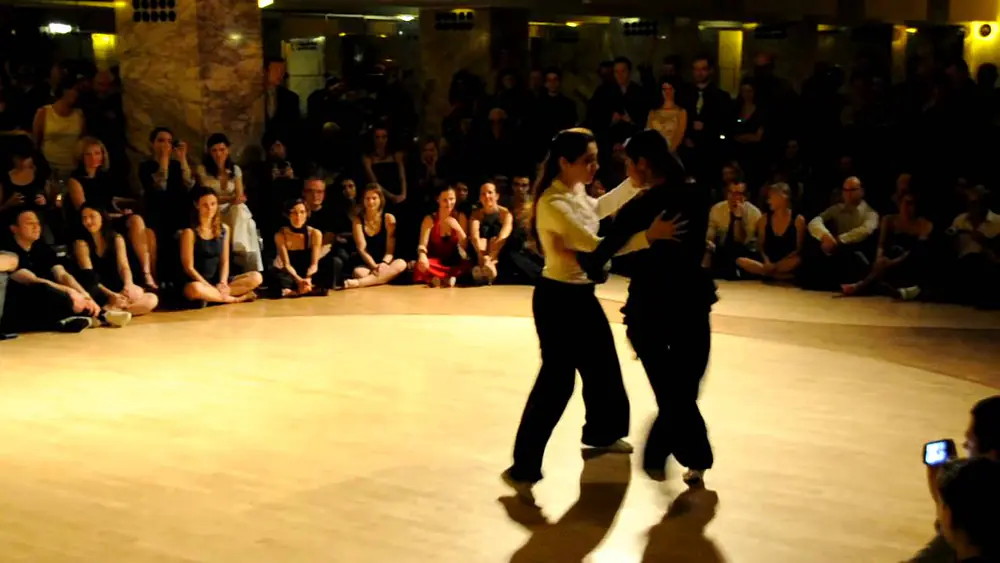 Video thumbnail for Ariadna Naveira y Mariangeles Caamano 100% tango festival Ljubljana 26-03-2011