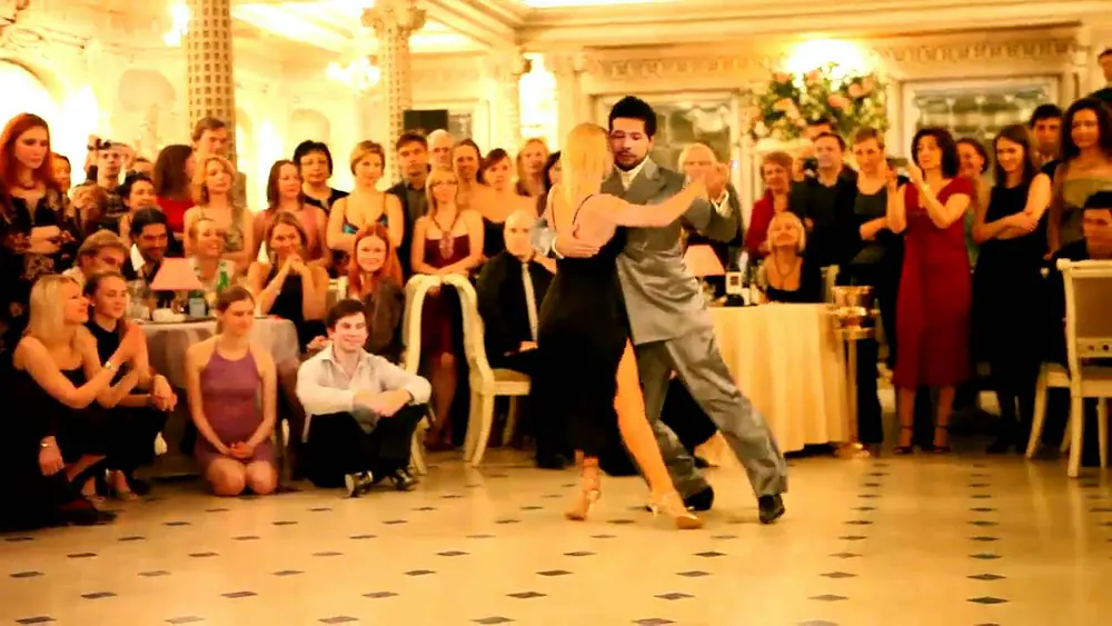 Video thumbnail for Sebastian Arce и Mariana Montes (17-04-2011) Moscow - Soledad Tango Festival - Grand Milonga 1/3