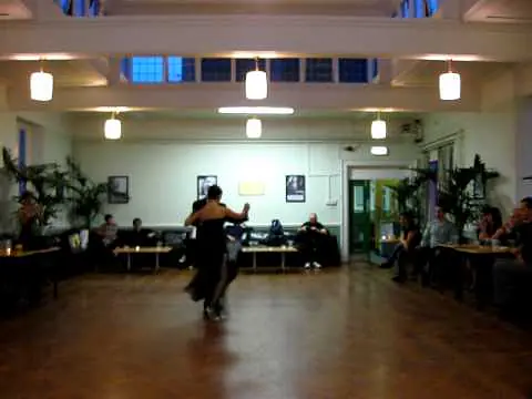 Video thumbnail for Tango Weekend 2 - Yanina Quiñones and Neri  Piliu - 2 of 4