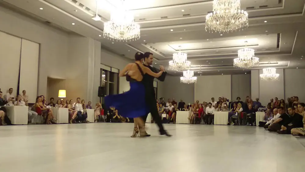 Video thumbnail for Facundo Piñero y Vanesa Villalba 13th int.l Tango fest, Osvaldo Pugliese/Esta Noche de Luna (5-5)