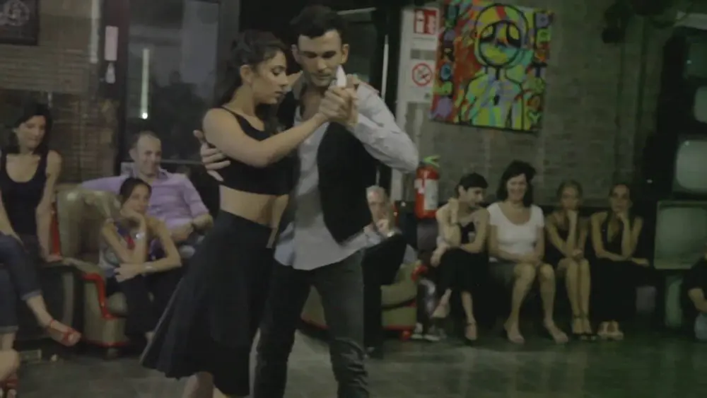 Video thumbnail for Bruno Tombari e Rocio Lequio alla MilongaSì - 1 - 04/10/2016