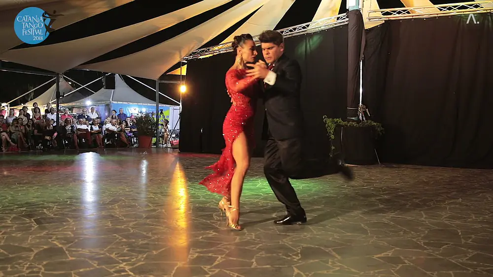 Video thumbnail for Alejandra Hobert & Adrian Veredice - Tormenta / Di Sarli - Catania Tango Festival 2018