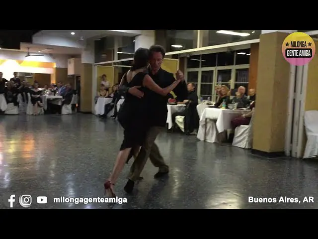 Video thumbnail for Natacha Poberaj y Vladimir Khorev  - Milonga Gente Amiga 2022 - (3/3)