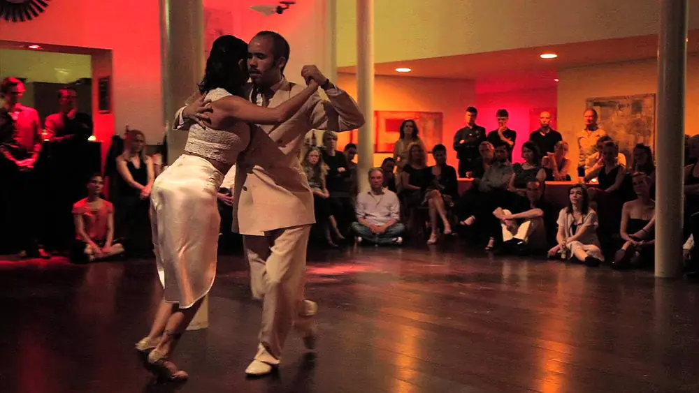 Video thumbnail for Leo El Pibe Pankow & Josefina Stellato - 2