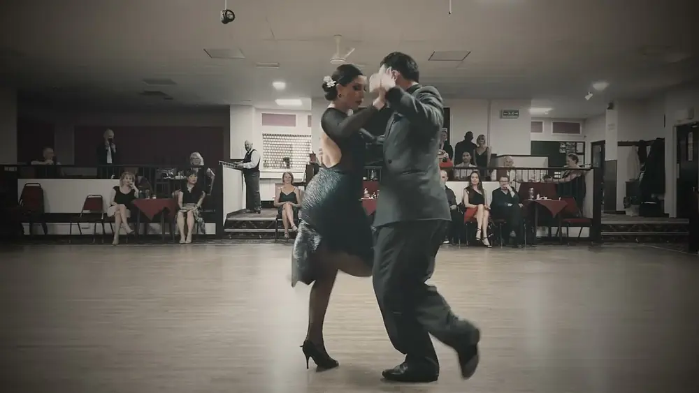 Video thumbnail for Barbara Ferreyra y Agustín Agnez-Tango "Bar Exposición" Orq. Juan D'arienzo