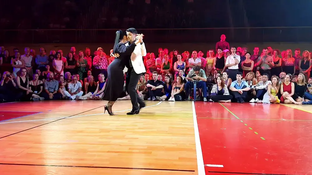 Video thumbnail for FERNANDO SANCHEZ y ARIADNA NAVEIRA (Argentina) 1