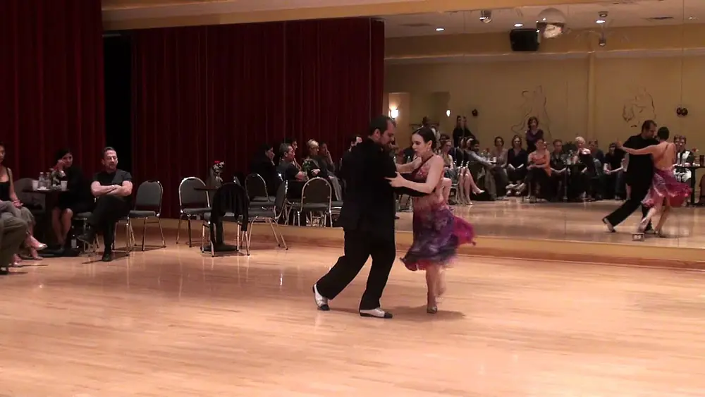 Video thumbnail for Daniela Pucci & Luis Bianchi