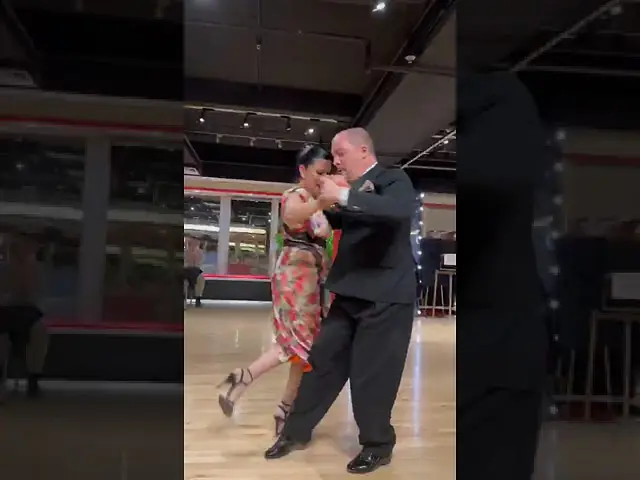 Video thumbnail for Sebastian Misse and Andrea Reyero -Milonga August 19th HK Milonga Mascarita #3