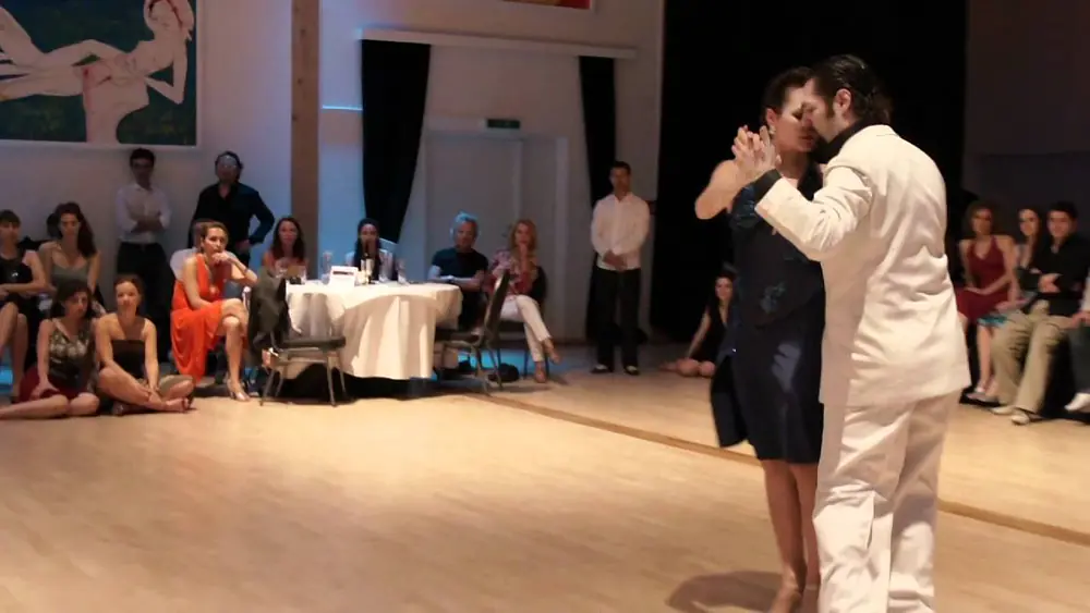 Video thumbnail for TANGOAMADEUS 2012 Maria Belén Giachello & Diego Riemer "el Pájaro", Part 1