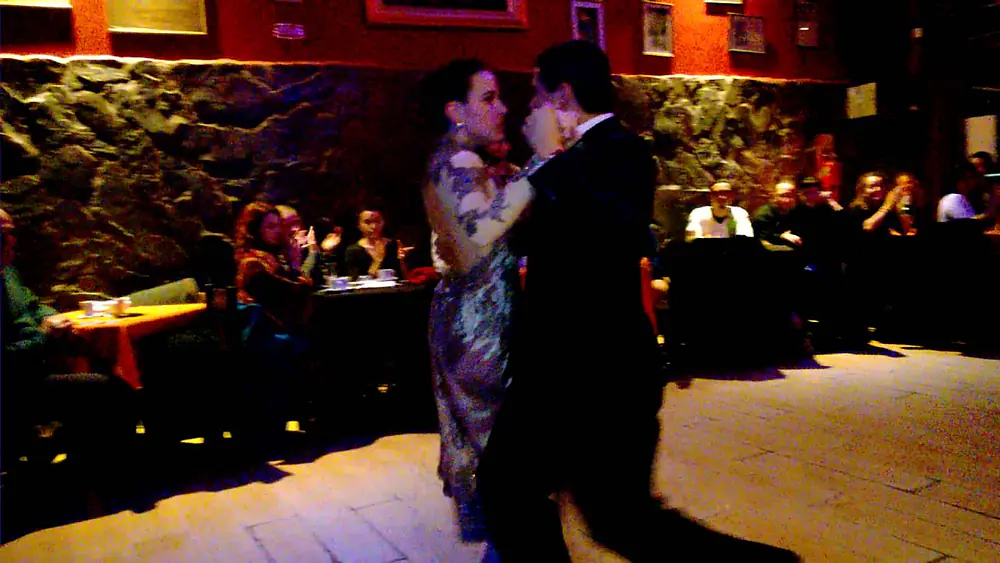 Video thumbnail for Alejandro Ferreyra y Fernanda Grosso bailan "El Marne" en la Fundación Tango Argentino