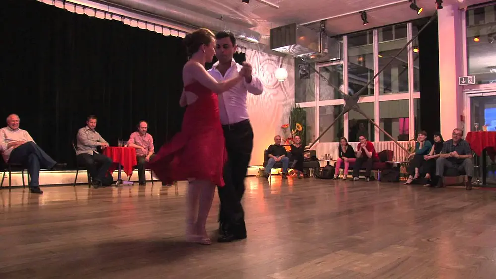 Video thumbnail for Özgür Demir+Marina Marques mit Arienzos 'Milonga querida'