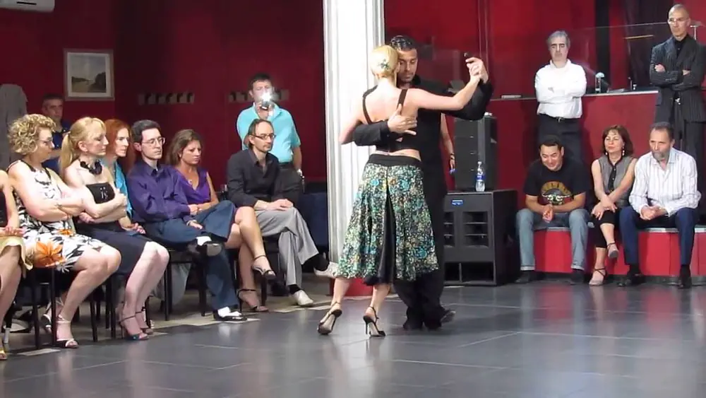 Video thumbnail for 2013 Alejandra Mantinan y Leandro Palou ballano "Como se muere de amor" di Alfredo de Angelis